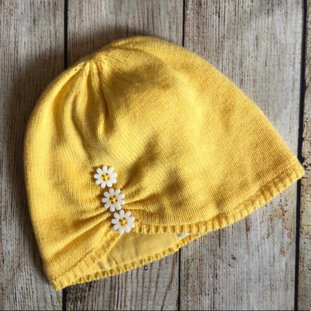 Gymboree, girls yellow daisy beanie hat